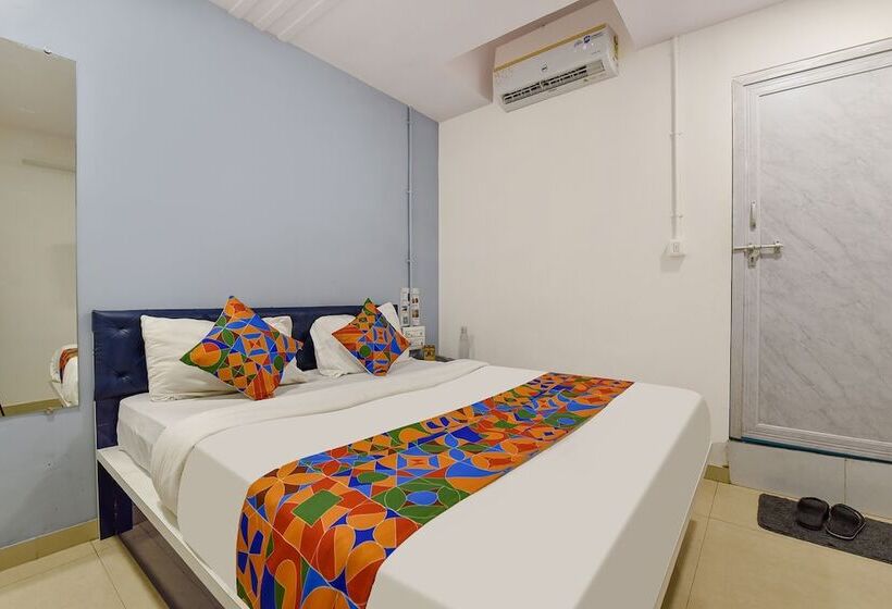 Hotel Fabexpress Solitaire, Surat
