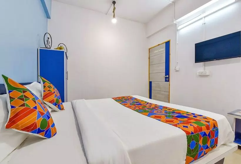 Hotelli Fabexpress Solitaire, Surat