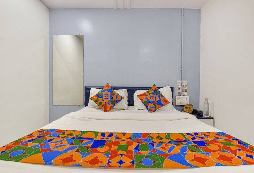 Hotel Fabexpress Solitaire, Surat