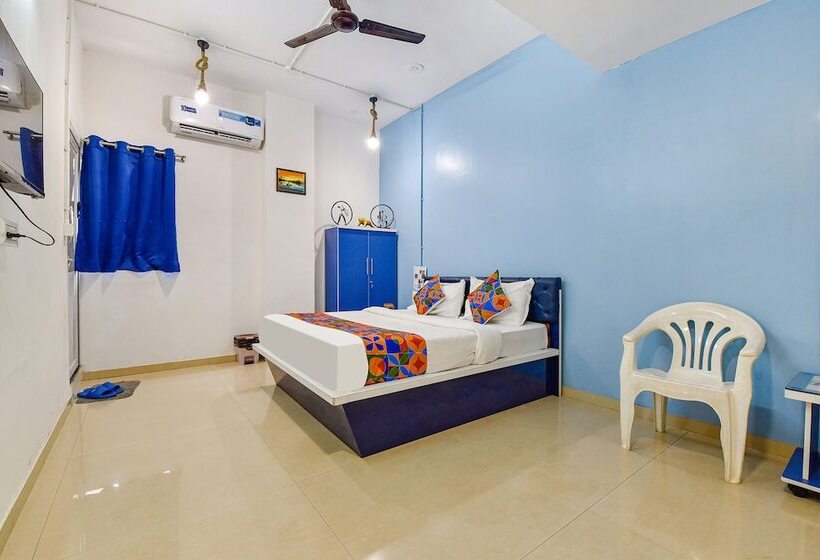 Hotel Fabexpress Solitaire, Surat