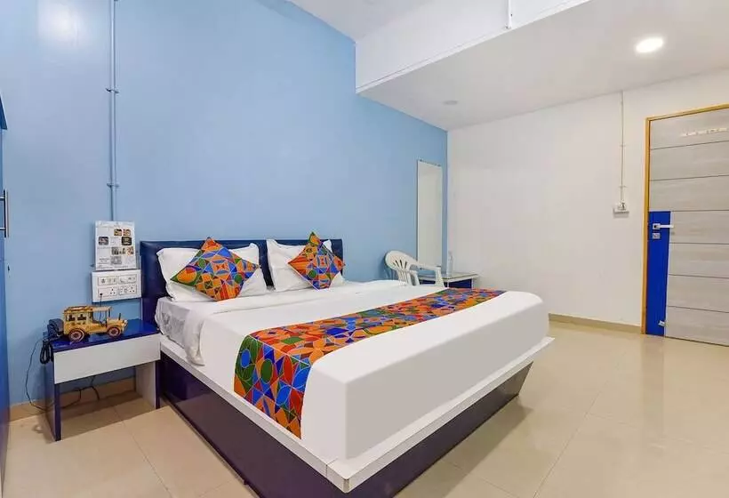 Hotelli Fabexpress Solitaire, Surat