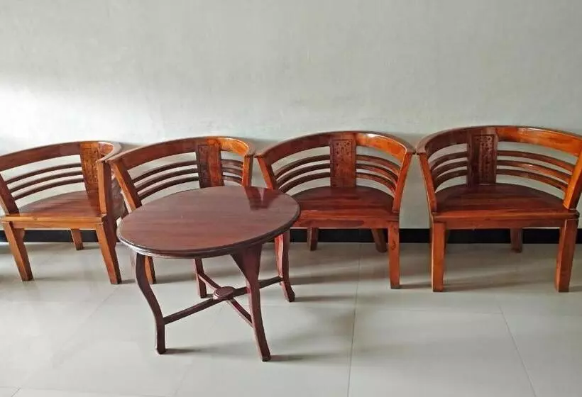 Hotelli Oyo 92002 Wisma Samudra