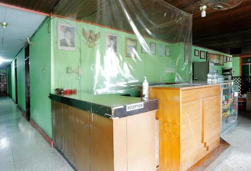 Hotelli Oyo 92002 Wisma Samudra