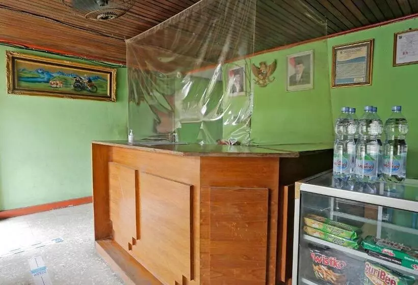 Hotelli Oyo 92002 Wisma Samudra