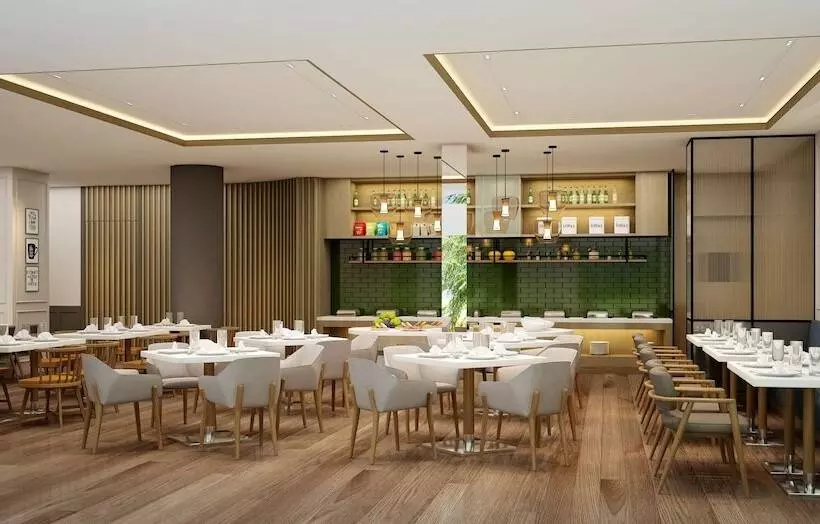 ホテル Sarovar Portico Srinagar