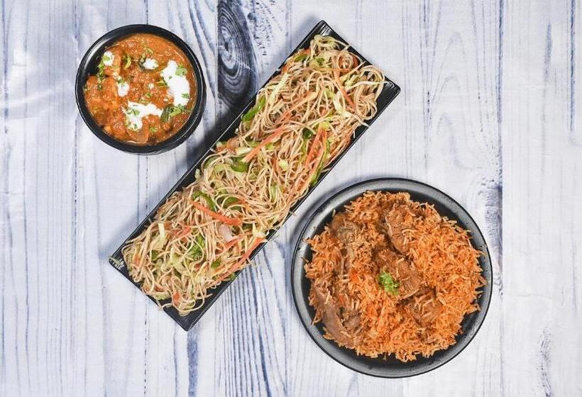 호텔 The Royal Presidency Inn