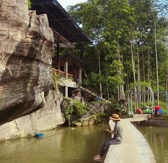 هاستل A Sính Homestay