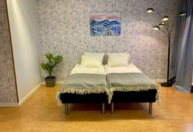 Retkeilymaja Kuttainen Lodge