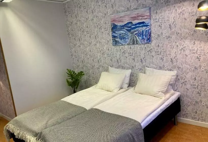 Retkeilymaja Kuttainen Lodge