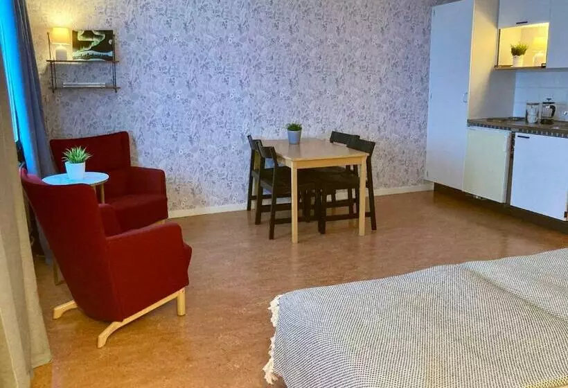 Retkeilymaja Kuttainen Lodge