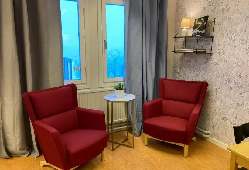 Retkeilymaja Kuttainen Lodge