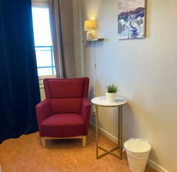 Retkeilymaja Kuttainen Lodge