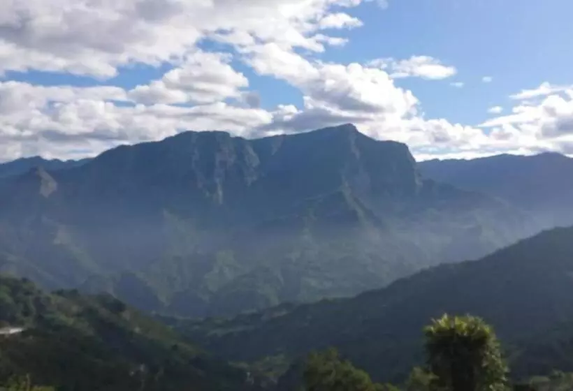 تختخواب و صبحانه Ming Camphor Homestay