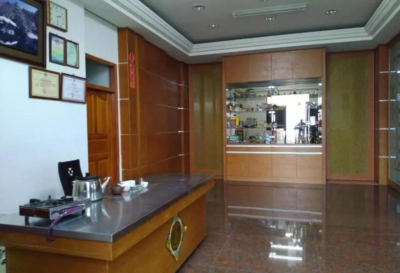 تختخواب و صبحانه Ming Camphor Homestay