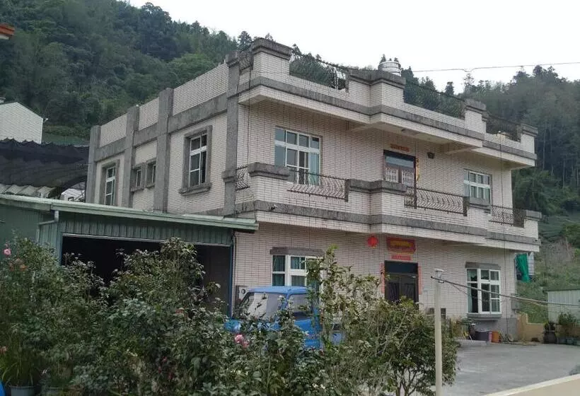 تختخواب و صبحانه Ming Camphor Homestay