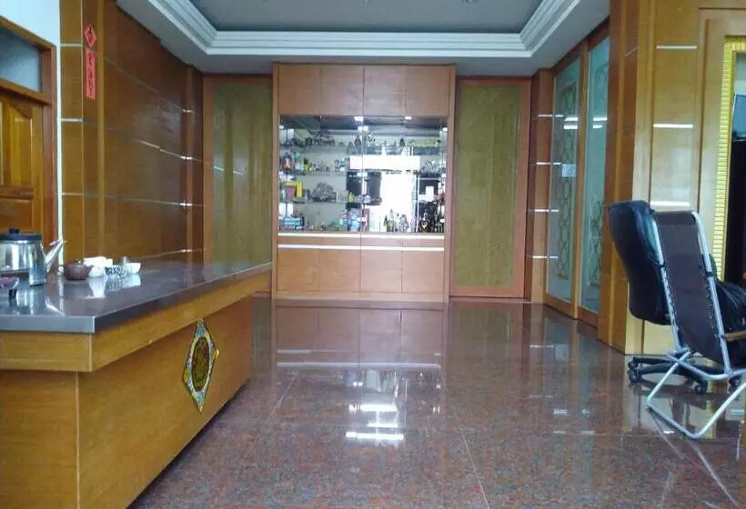 تختخواب و صبحانه Ming Camphor Homestay