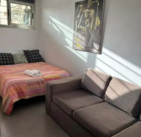 تختخواب و صبحانه Villa Aguilas Club Guest House