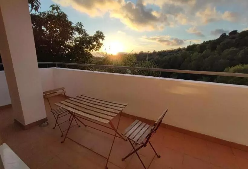 تختخواب و صبحانه Villa Aguilas Club Guest House