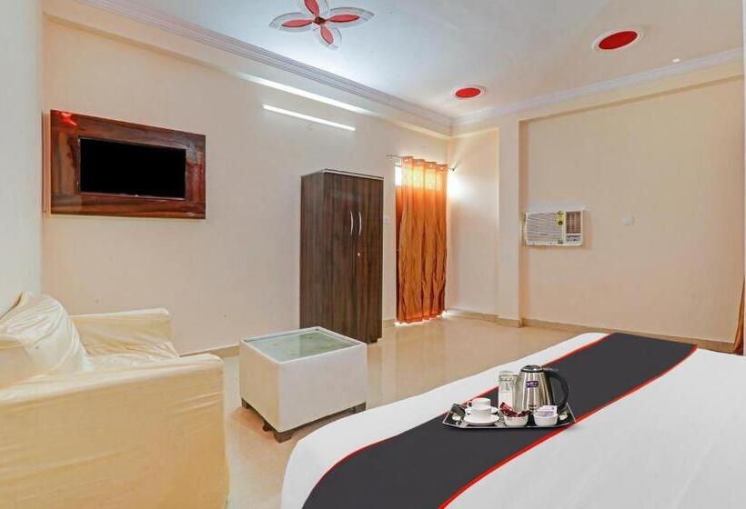 فندق Collection O Sundaram Resort