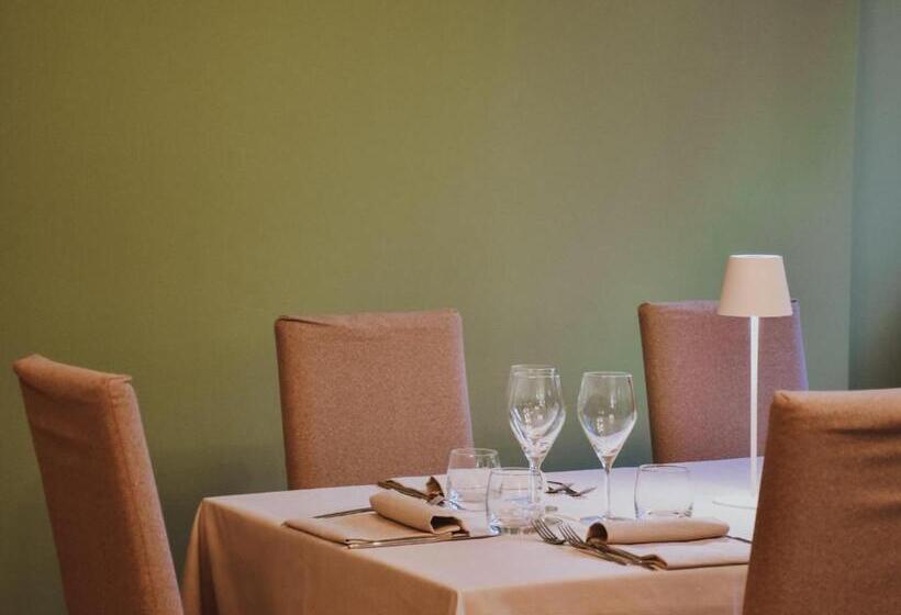 Cora Aparthotel Stradivari