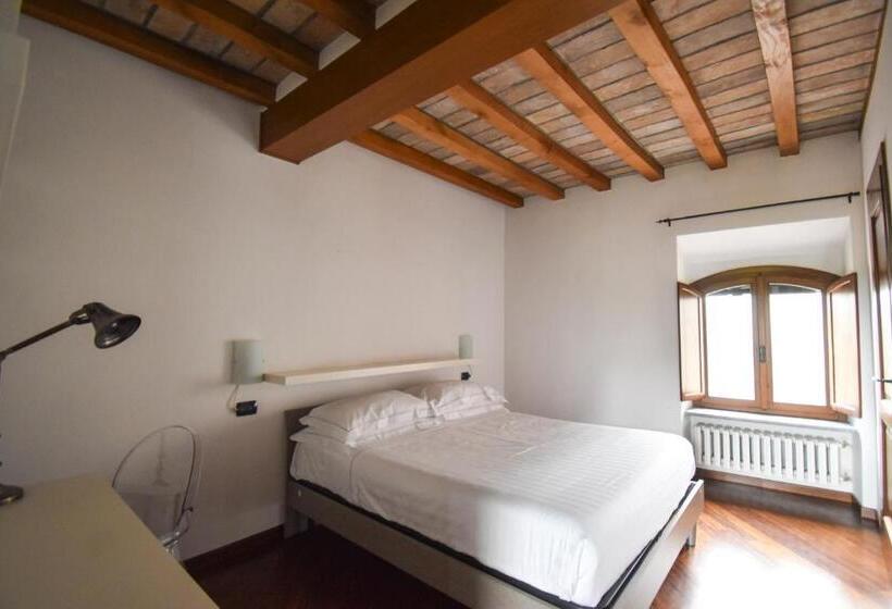 Cora Aparthotel Stradivari