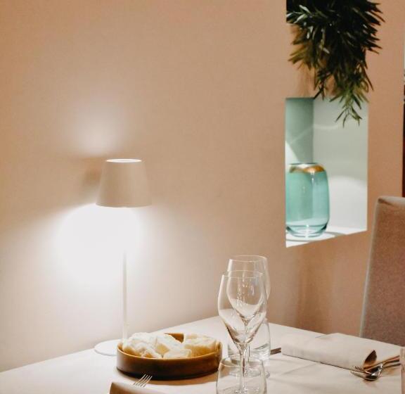 Cora Aparthotel Stradivari