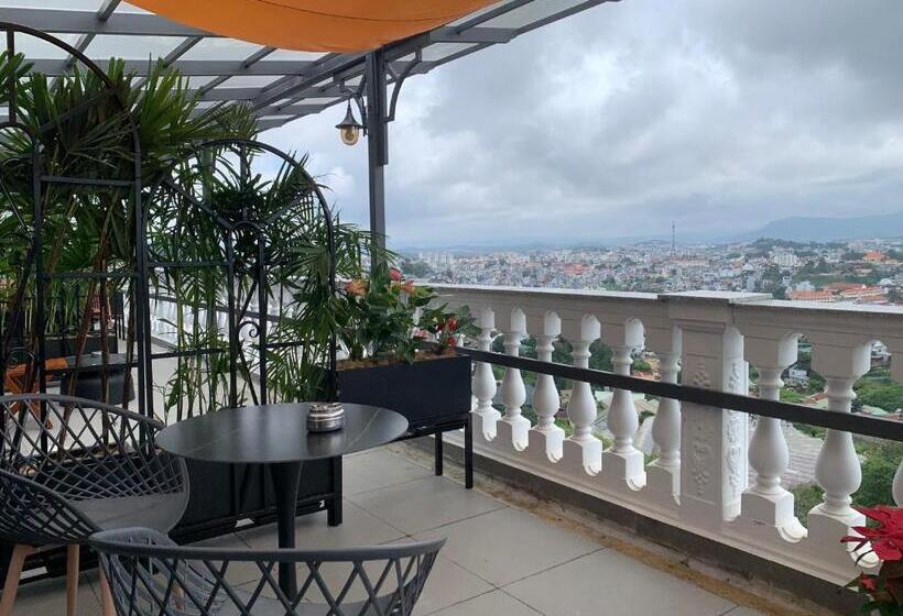 هتل đồi Mây Tuyết