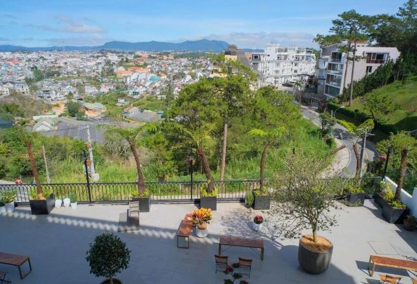 هتل đồi Mây Tuyết