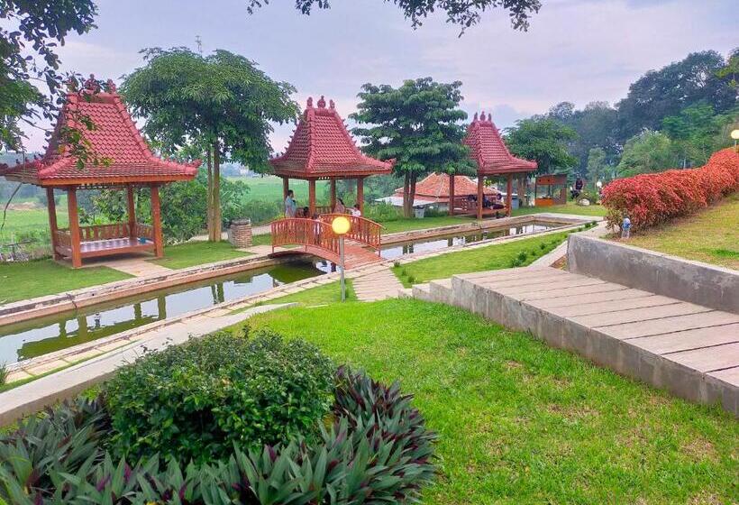 Otel Joglo Kumpul Resort