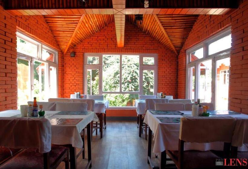 Hôtel Melungtse & Apartment