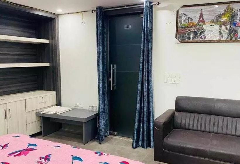 Hotelli Oyo Anjani