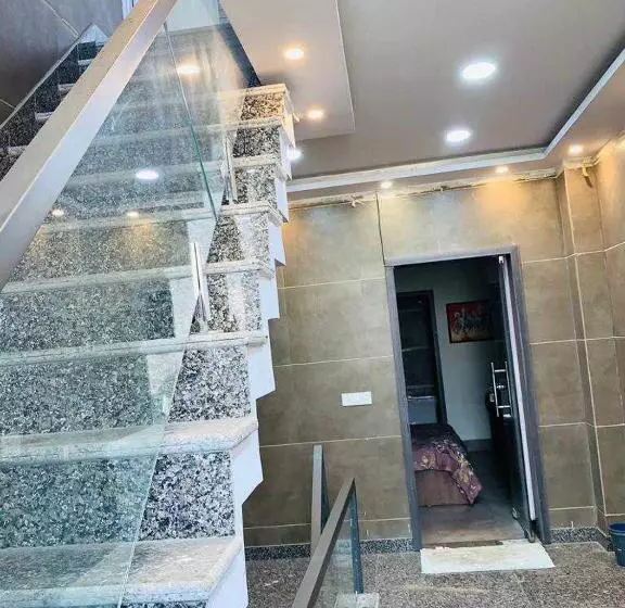Hotelli Oyo Anjani