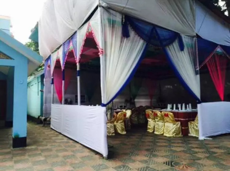 Almas Hotel Sylhet