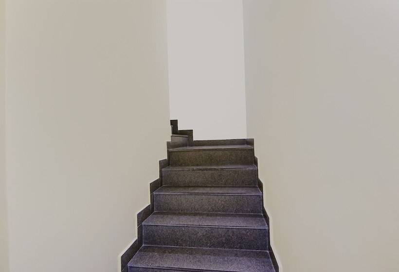 Hotel Fabexpress Rumaisa Residency