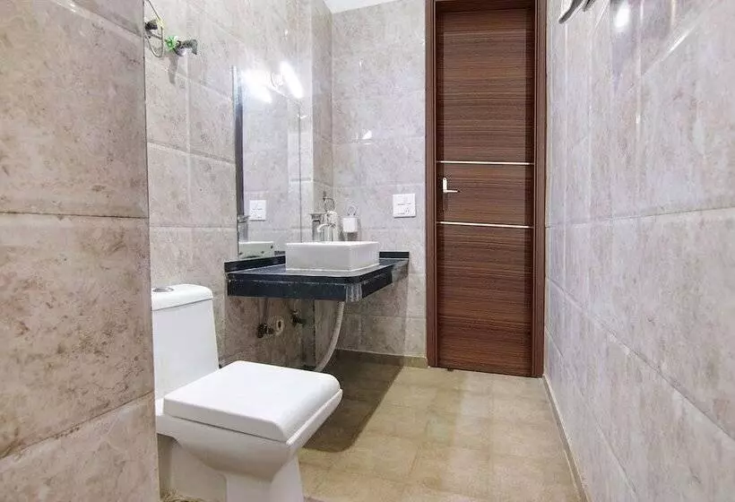 Hotelli Fabexpress Rumaisa Residency