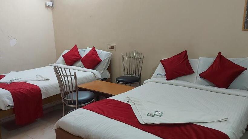 בית מלון כפרי Jm Residency