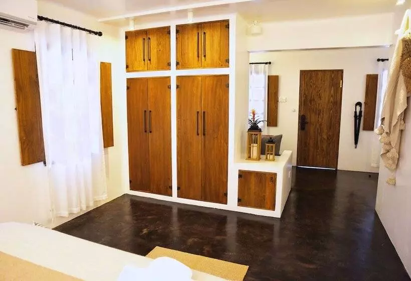 Hotelli Vayu Retreat Villas