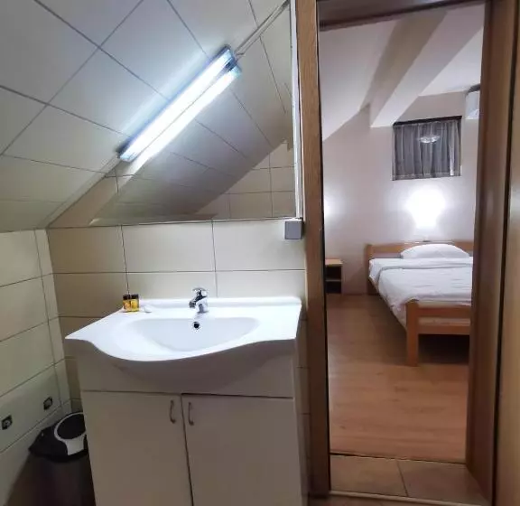 پانسیون Motel Imperija
