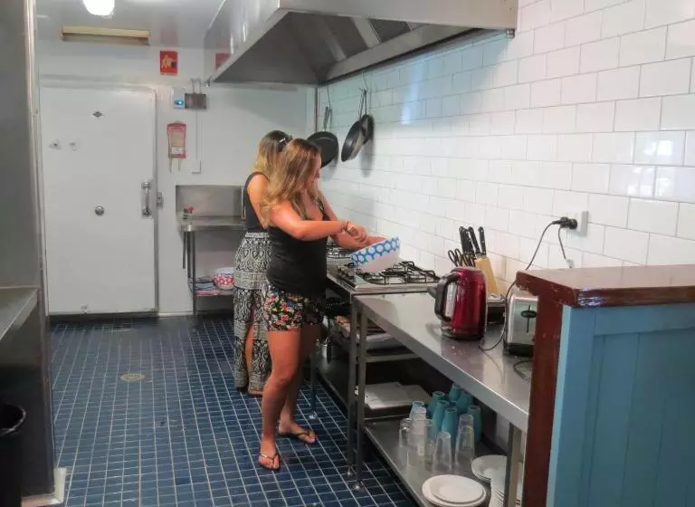 Общежитие Port Douglas Backpackers