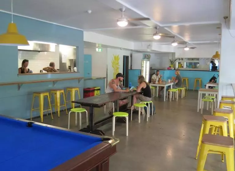 Общежитие Port Douglas Backpackers