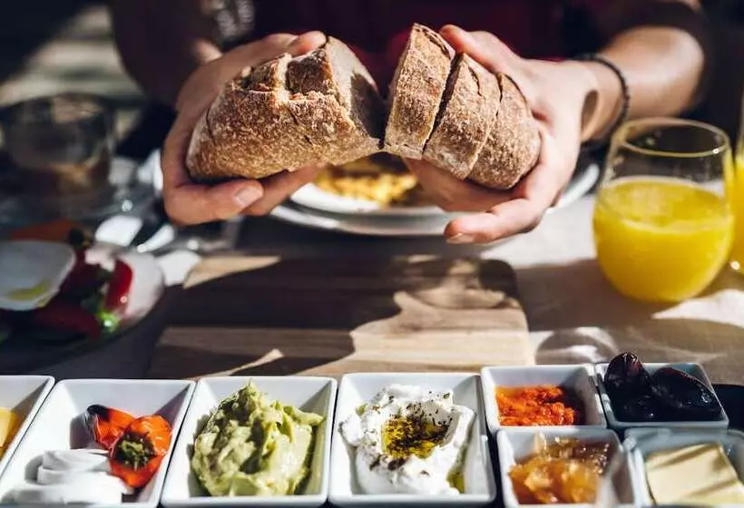 Cnaan Village Boutique Hotel & Spa