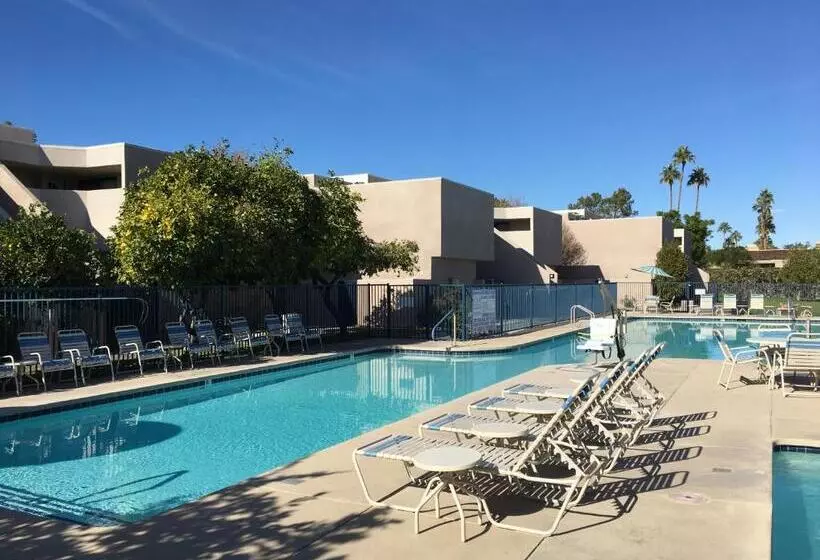 Getaways At Vista Mirage Resort