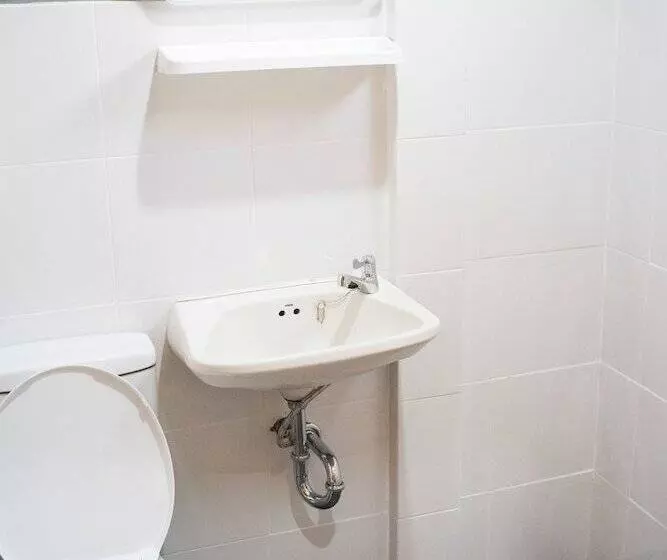 酒店 Amity Beach Resort