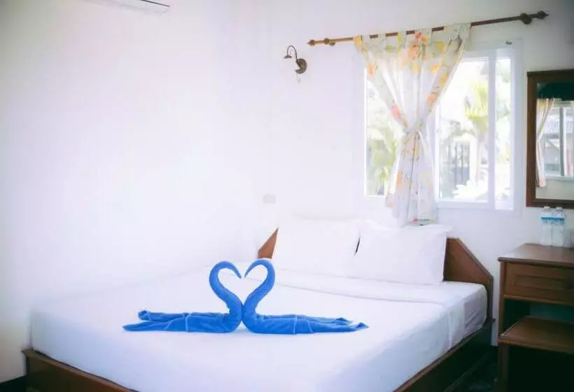 酒店 Amity Beach Resort