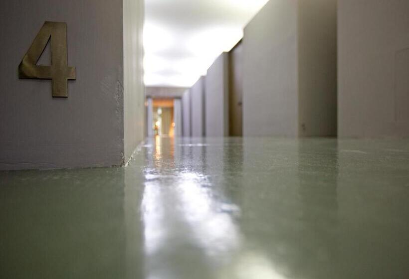 בית מלון כפרי Antonello Colonna Resort & Spa