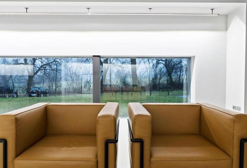 בית מלון כפרי Antonello Colonna Resort & Spa