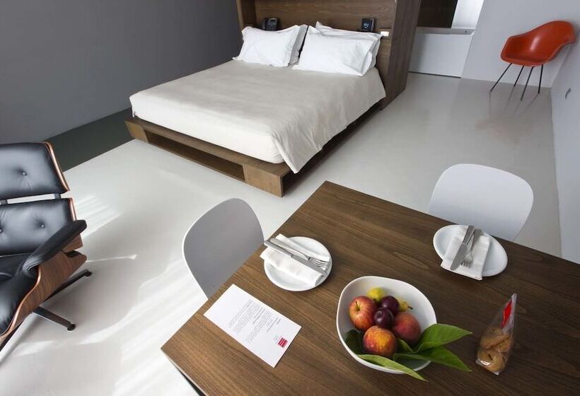 בית מלון כפרי Antonello Colonna Resort & Spa