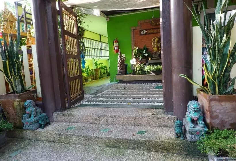 ホテル Baan Baramee House