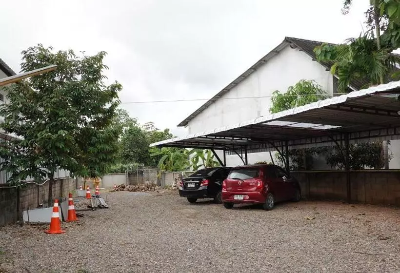 ホテル Baan Baramee House