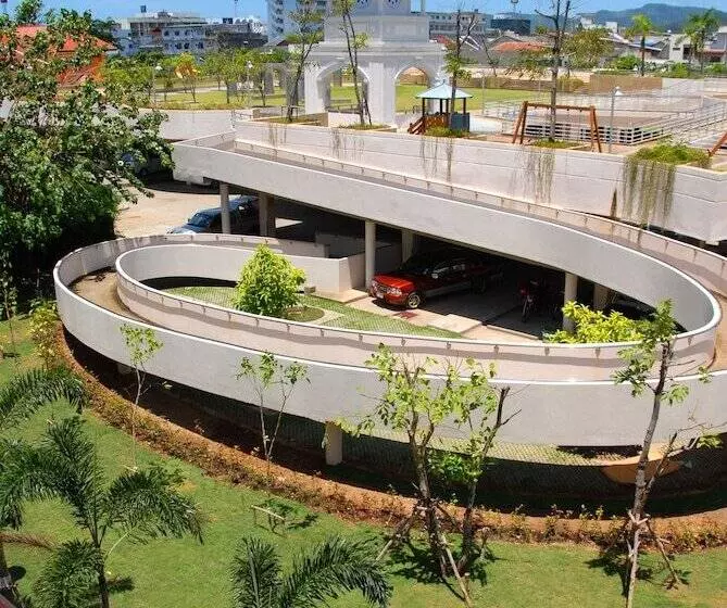 هتل Baan Suwantawe